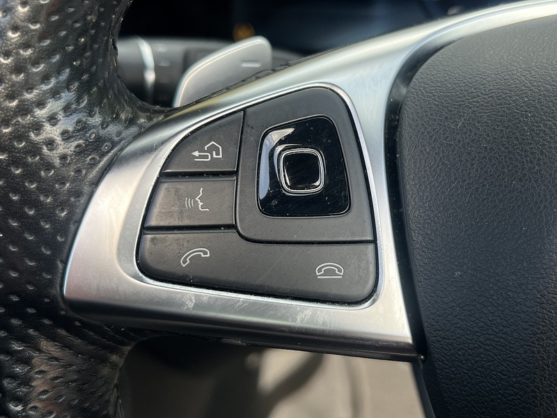 Mercedes-Benz E Class E220d AMG Line - U11889