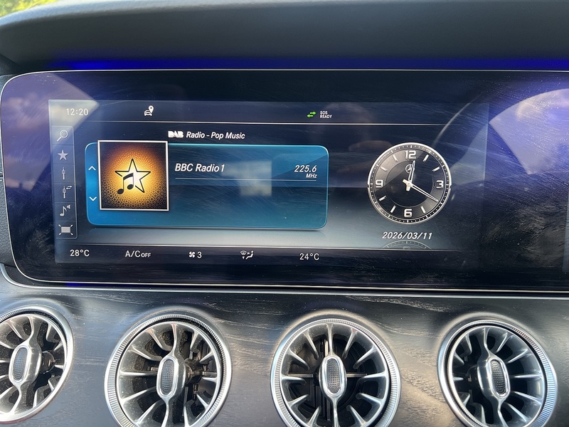 Mercedes-Benz E Class E220d AMG Line - U11889