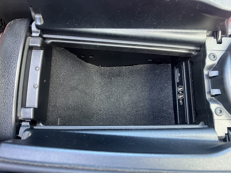 Mercedes-Benz E Class E220d AMG Line - U11889