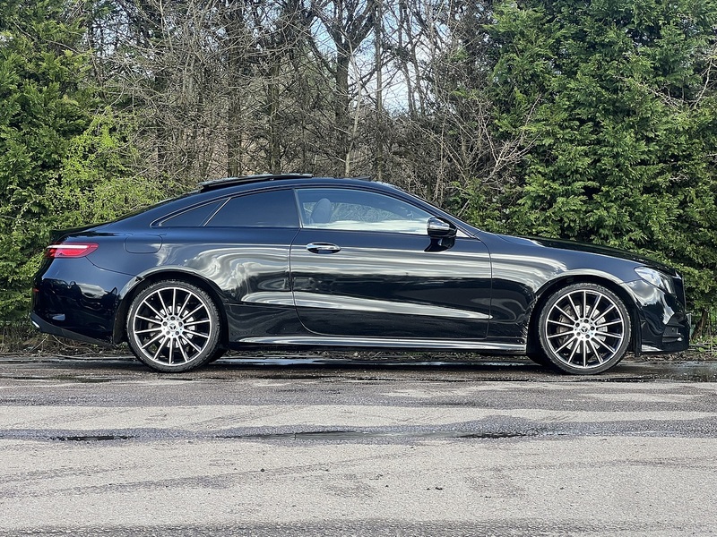 Mercedes-Benz E Class E220d AMG Line - U11889