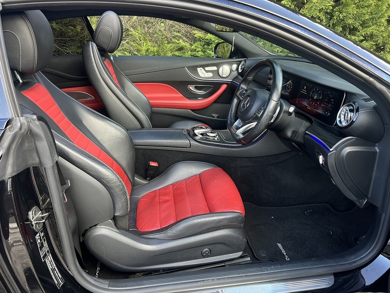 Mercedes-Benz E Class E220d AMG Line - U11889