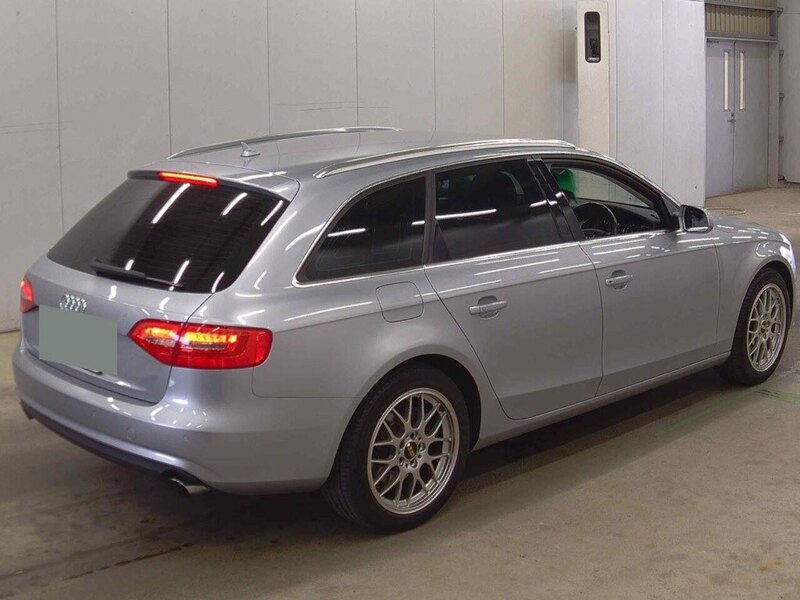 Audi A4 Avant 2.0 TFSI - U11890