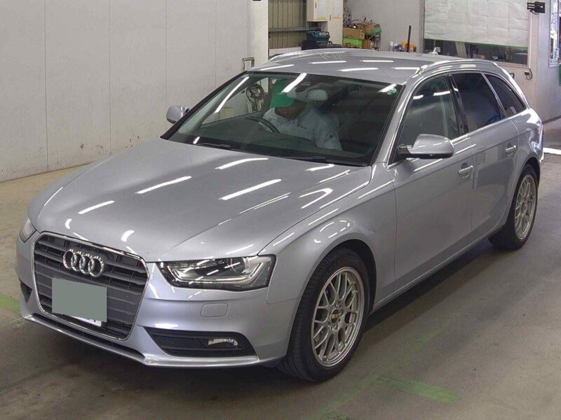 Audi A4 Avant 2.0 TFSI - U11890