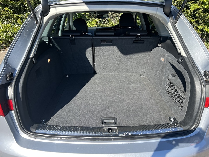 Audi A4 Avant 2.0 TFSI - U11890