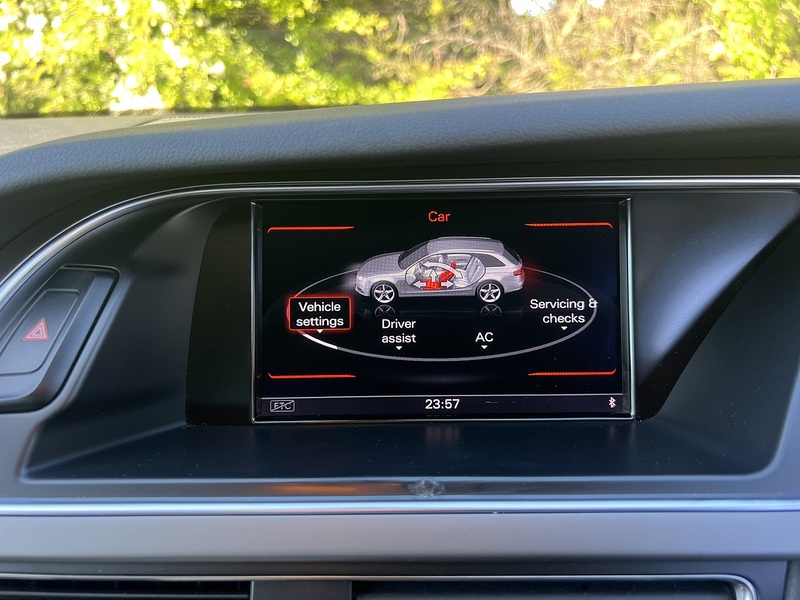 Audi A4 Avant 2.0 TFSI - U11890