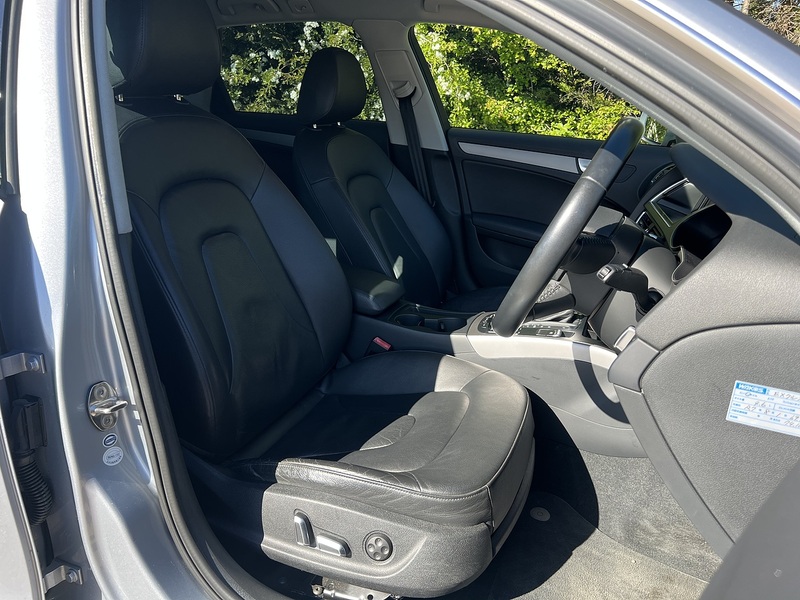 Audi A4 Avant 2.0 TFSI - U11890