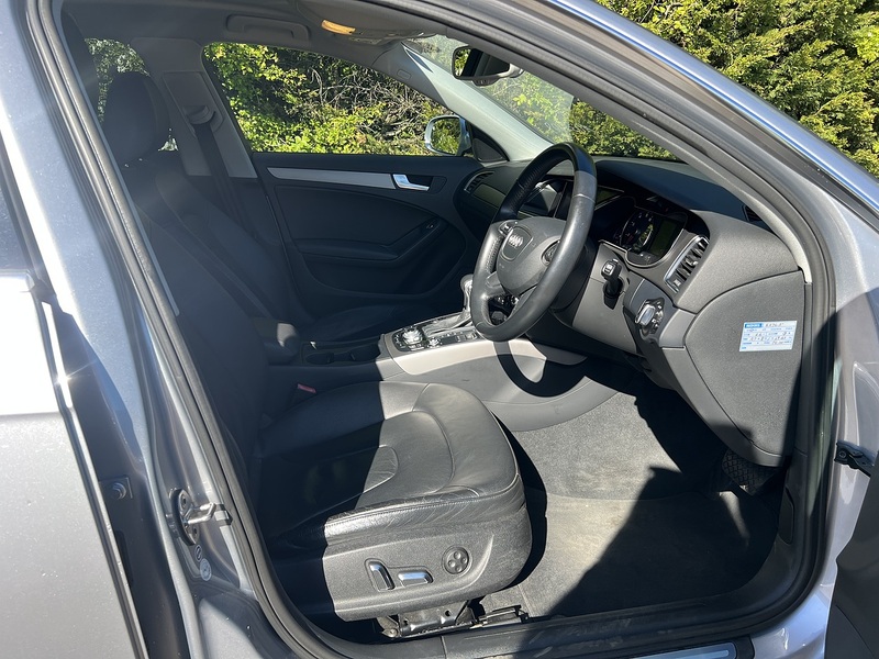 Audi A4 Avant 2.0 TFSI - U11890