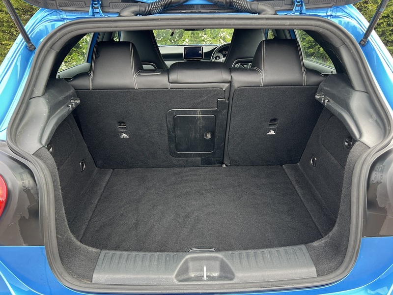 Mercedes-Benz A-Class A180 Blueefficiency Sport - U11891