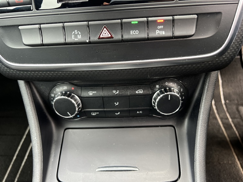 Mercedes-Benz A-Class A180 Blueefficiency Sport - U11891