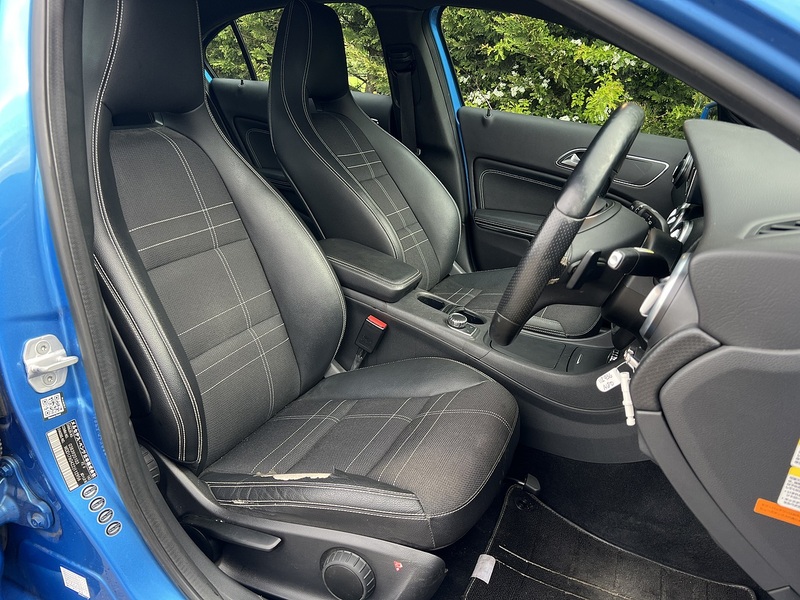 Mercedes-Benz A-Class A180 Blueefficiency Sport - U11891