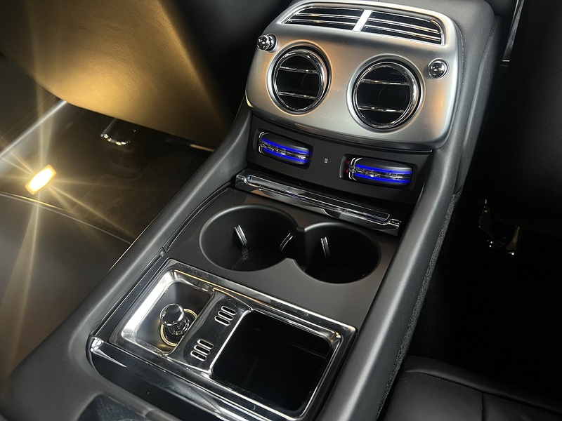 Rolls-Royce Wraith V12 - U11893