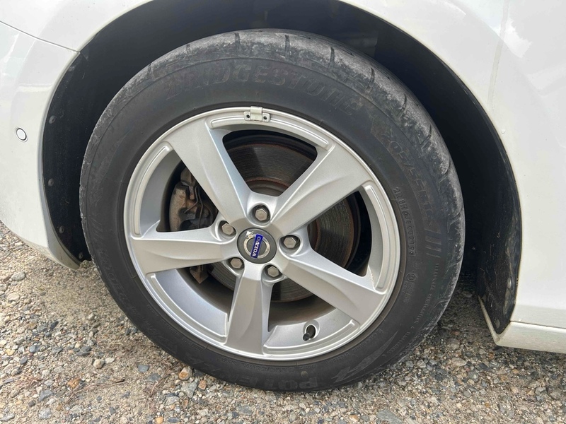 Volvo V40 T4 - U11894