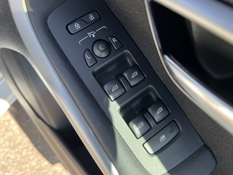 Volvo V40 T4 - U11894