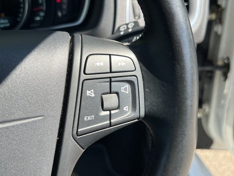 Volvo V40 T4 - U11894