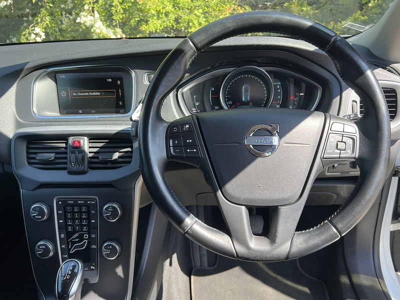 Volvo V40 T4 - U11894