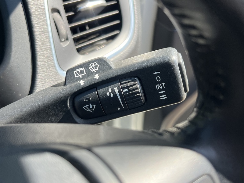 Volvo V40 T4 - U11894