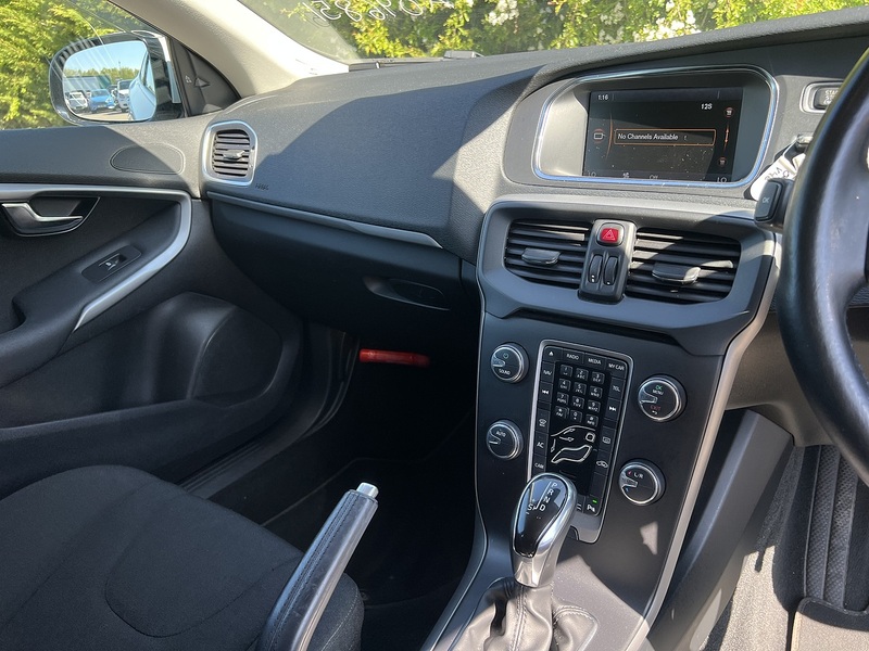 Volvo V40 T4 - U11894