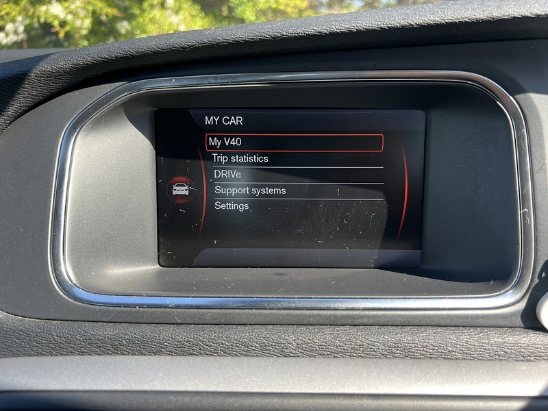Volvo V40 T4 - U11894