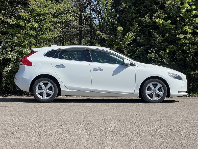 Volvo V40 T4 - U11894