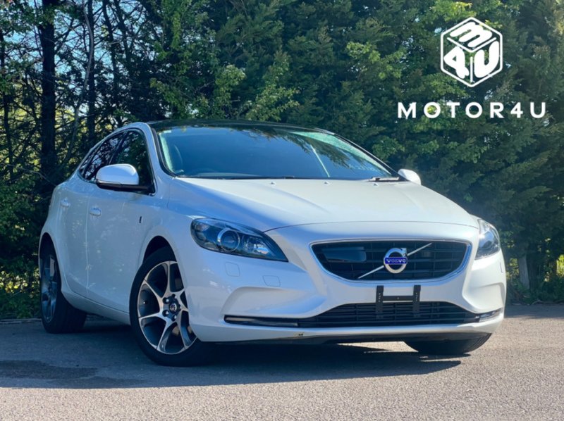 Volvo V40 BASEGRADE - U11895