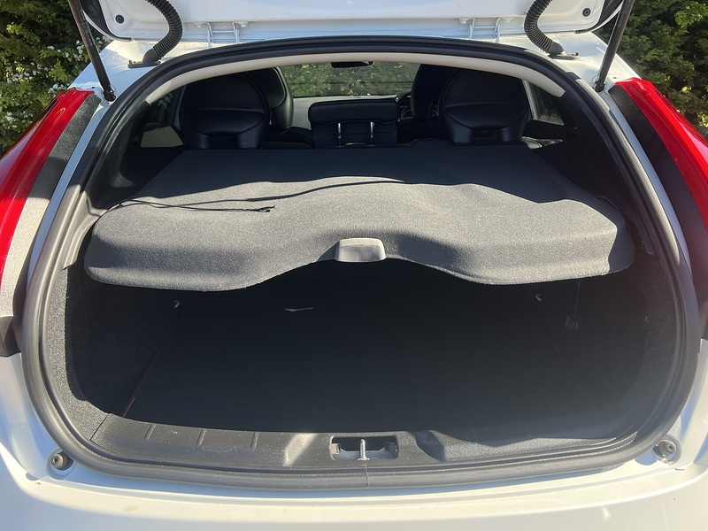 Volvo V40 BASEGRADE - U11895