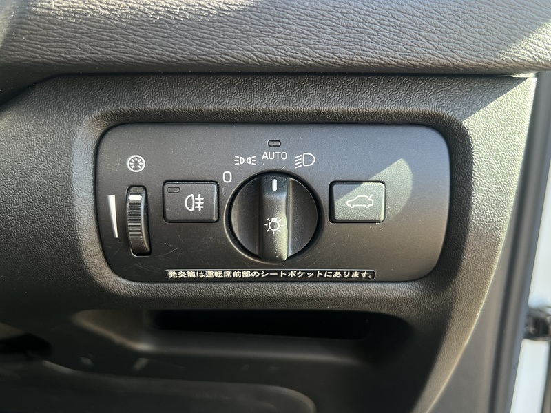 Volvo V40 BASEGRADE - U11895
