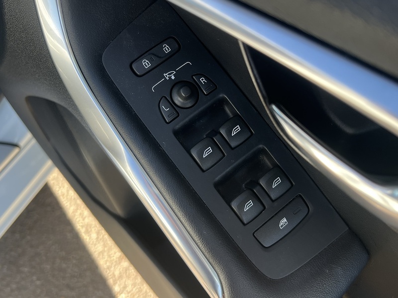 Volvo V40 BASEGRADE - U11895