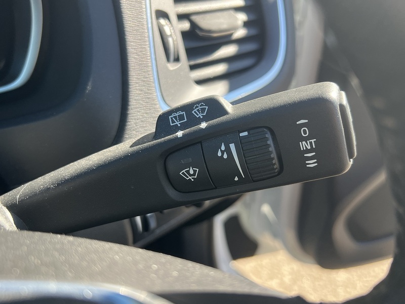Volvo V40 BASEGRADE - U11895
