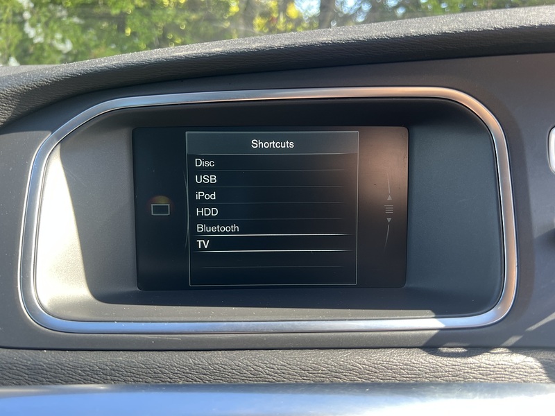 Volvo V40 BASEGRADE - U11895