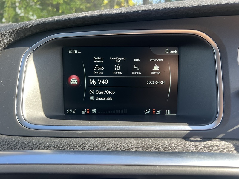 Volvo V40 BASEGRADE - U11895