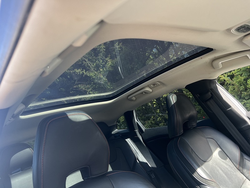 Volvo V40 BASEGRADE - U11895