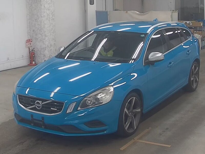Volvo V60 T4 R-Design - U11896