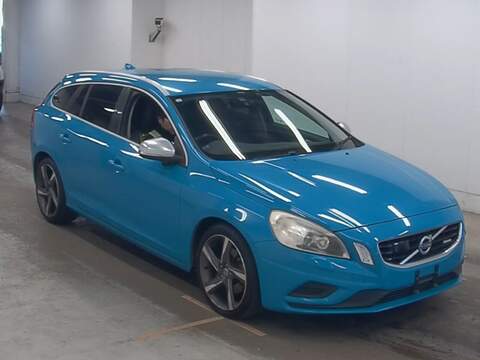 Volvo V60 T5 Cross Country Pro Awd Estate 2.0 Automatic Petrol