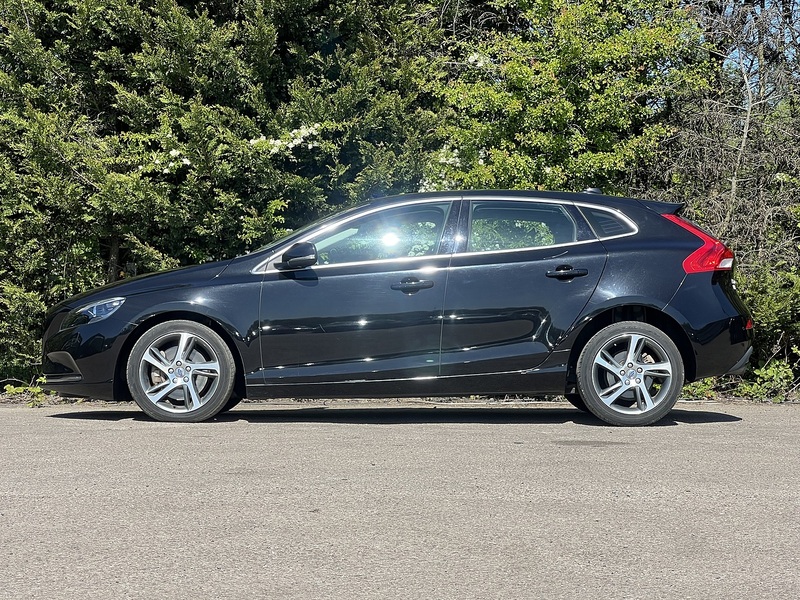 Volvo V40 D4 Es - U11898