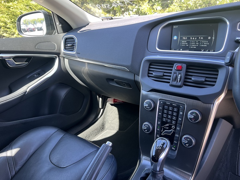 Volvo V40 D4 Es - U11898