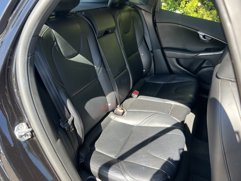 Volvo V40 D4 Es - U11898