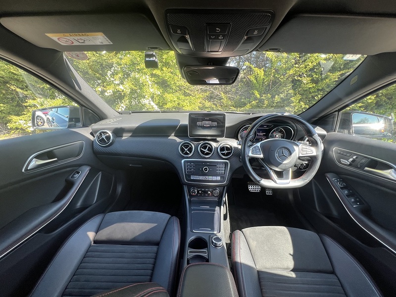 Mercedes-Benz A-Class A 180 Amg Line Premium - U11899