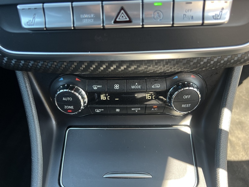 Mercedes-Benz A-Class A 180 Amg Line Premium - U11899