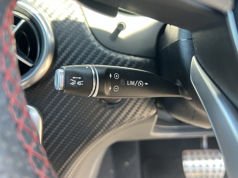 Mercedes-Benz A-Class A 180 Amg Line Premium - U11899