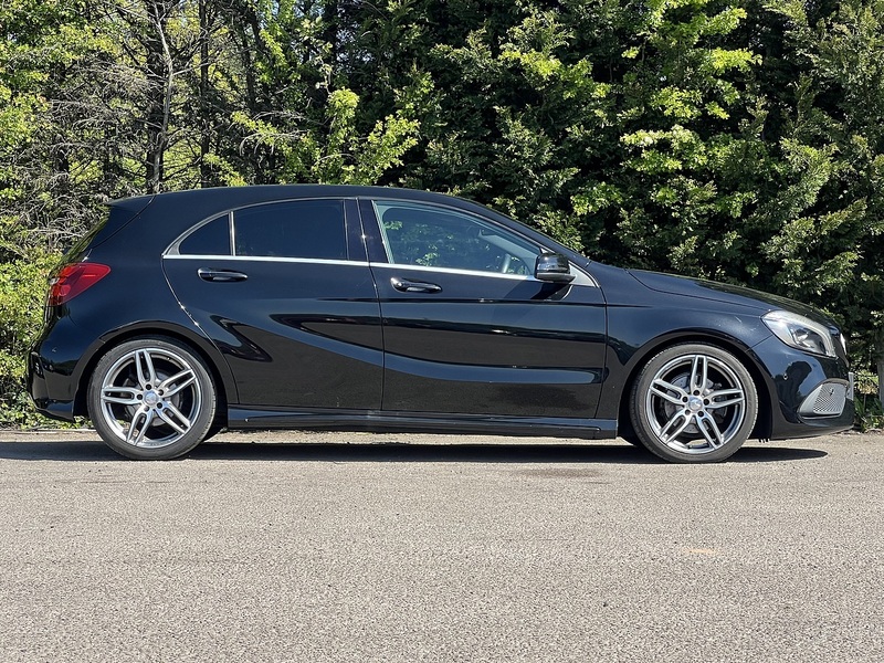 Mercedes-Benz A-Class A 180 Amg Line Premium - U11899