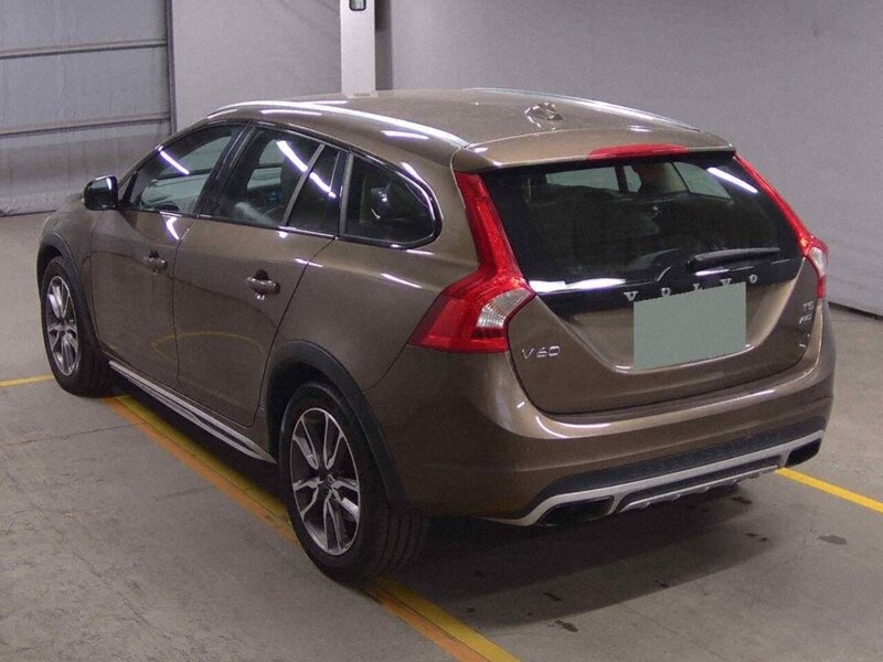 Volvo V60 T5 Cross Country SE - U11900