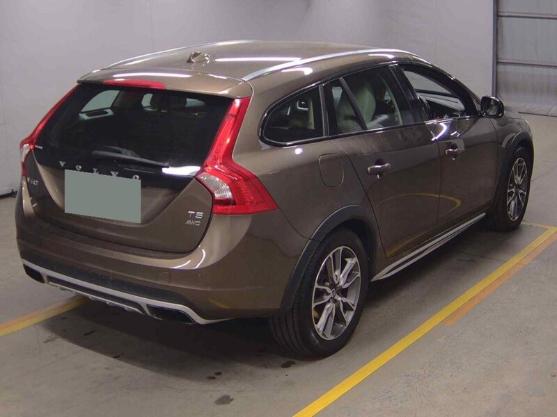 Volvo V60 T5 Cross Country SE - U11900