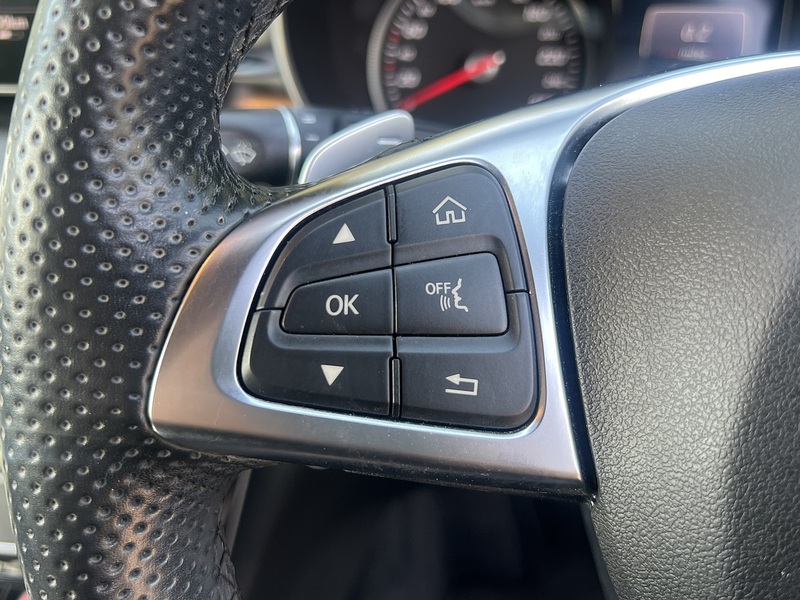 Mercedes-Benz C Class C200 Amg Line - U11901