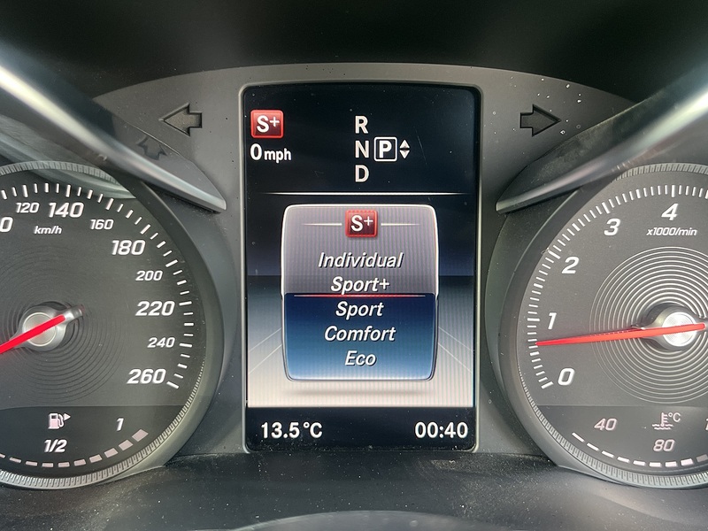 Mercedes-Benz C Class C200 Amg Line - U11901
