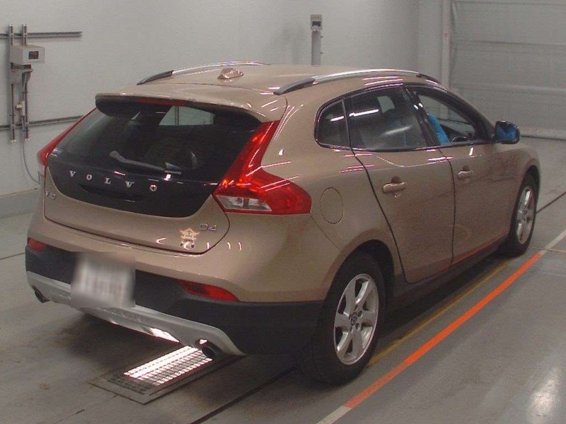 Volvo V40 D4 Se - U11902