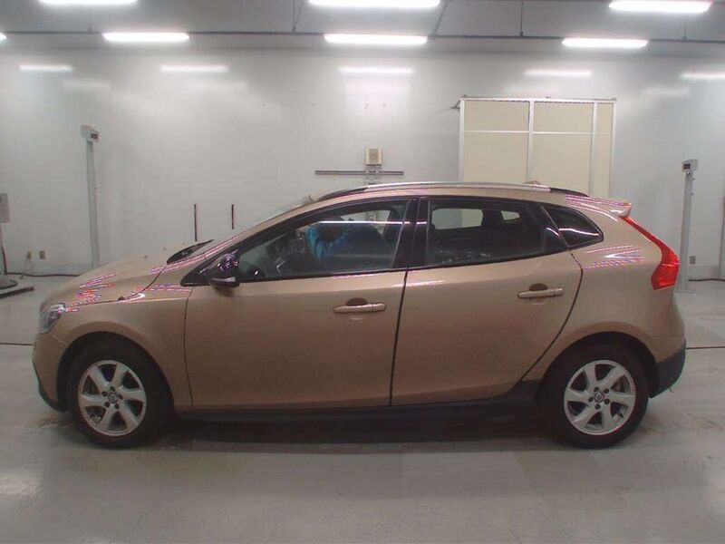 Volvo V40 D4 Se - U11902