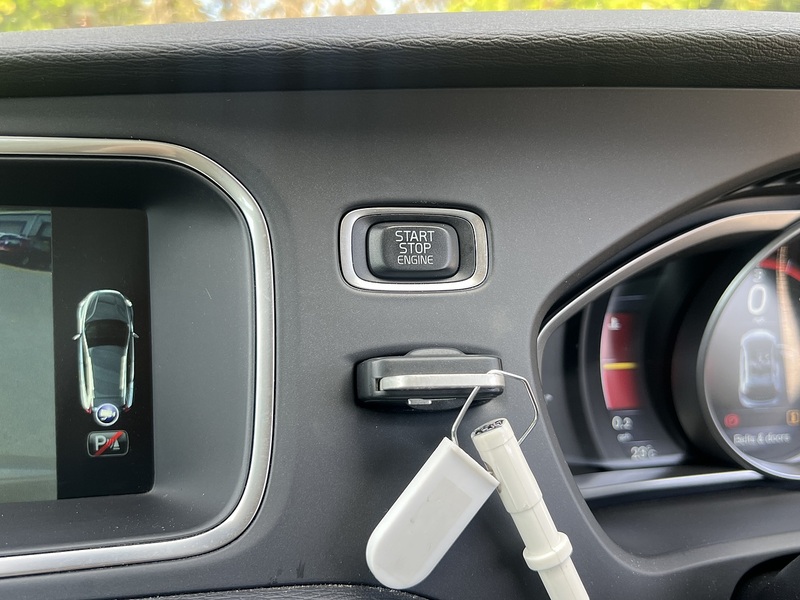 Volvo V40 D4 Se - U11902