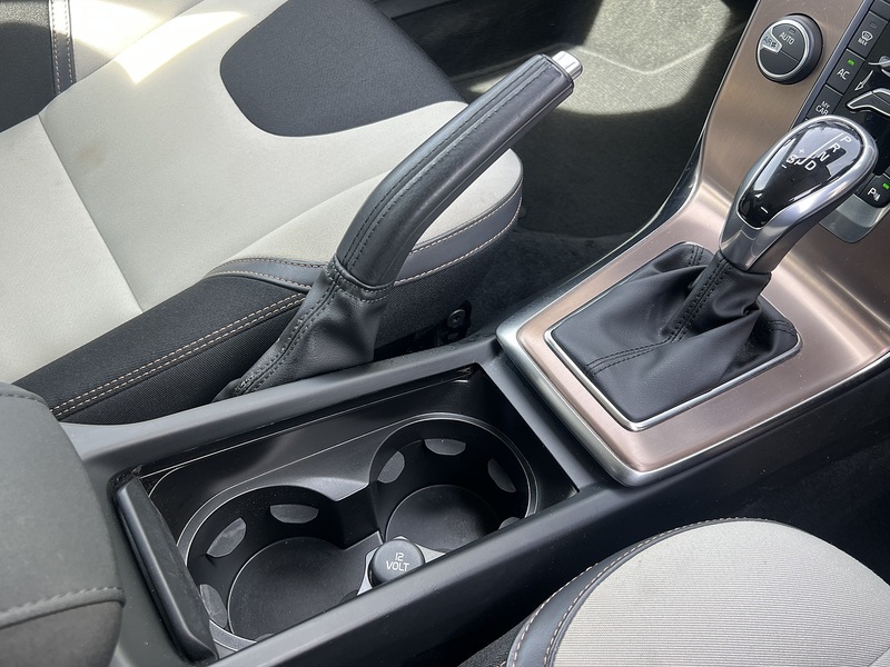 Volvo V40 D4 Se - U11902