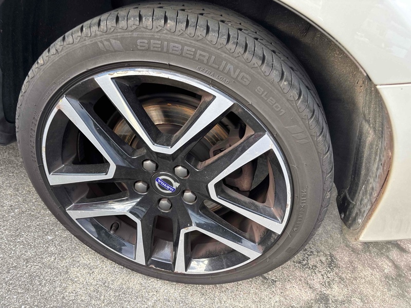 Volvo V60 D4 Dynamic Edition - U11903