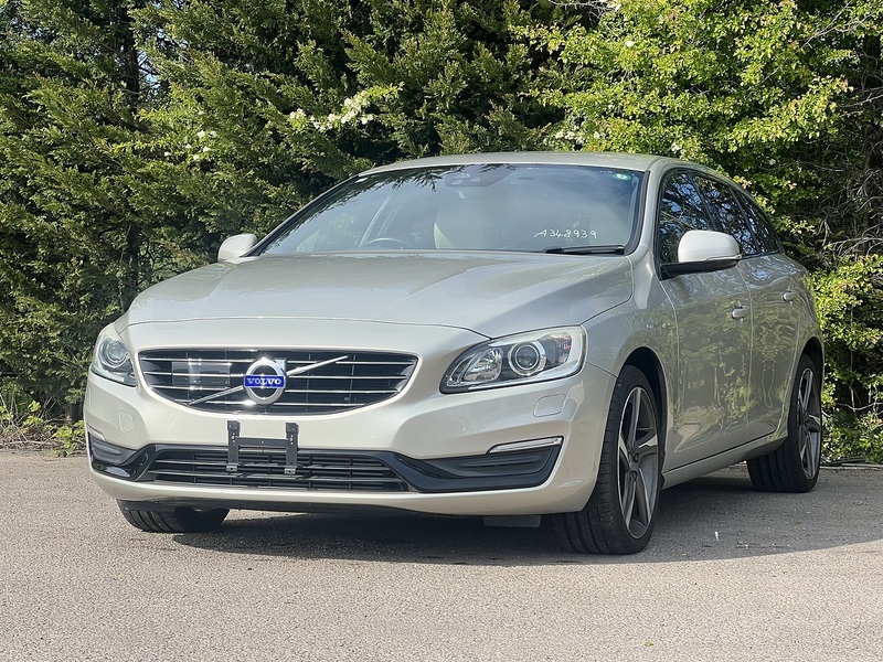 Volvo V60 D4 Dynamic Edition - U11903